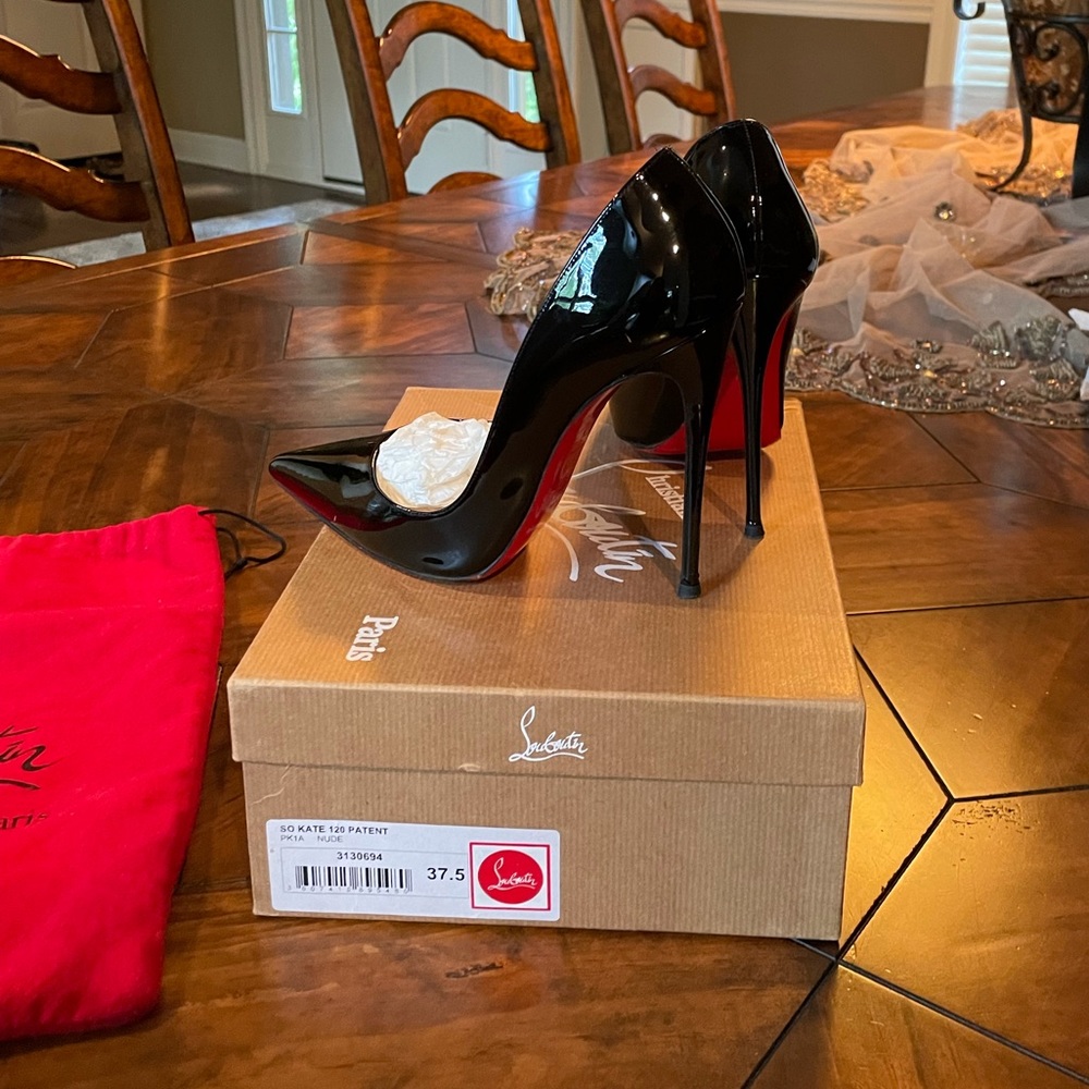 CHRISTIAN LOUBOUTIN Black So Kate 120 Heels excellent shape!!